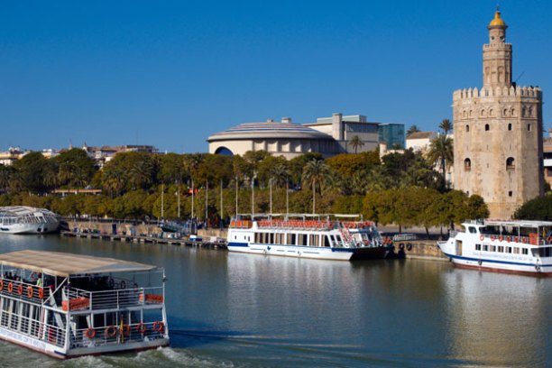 Barcos en el Guadalquivir